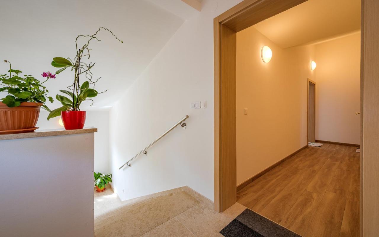 Apartments Nelle Пула Экстерьер фото