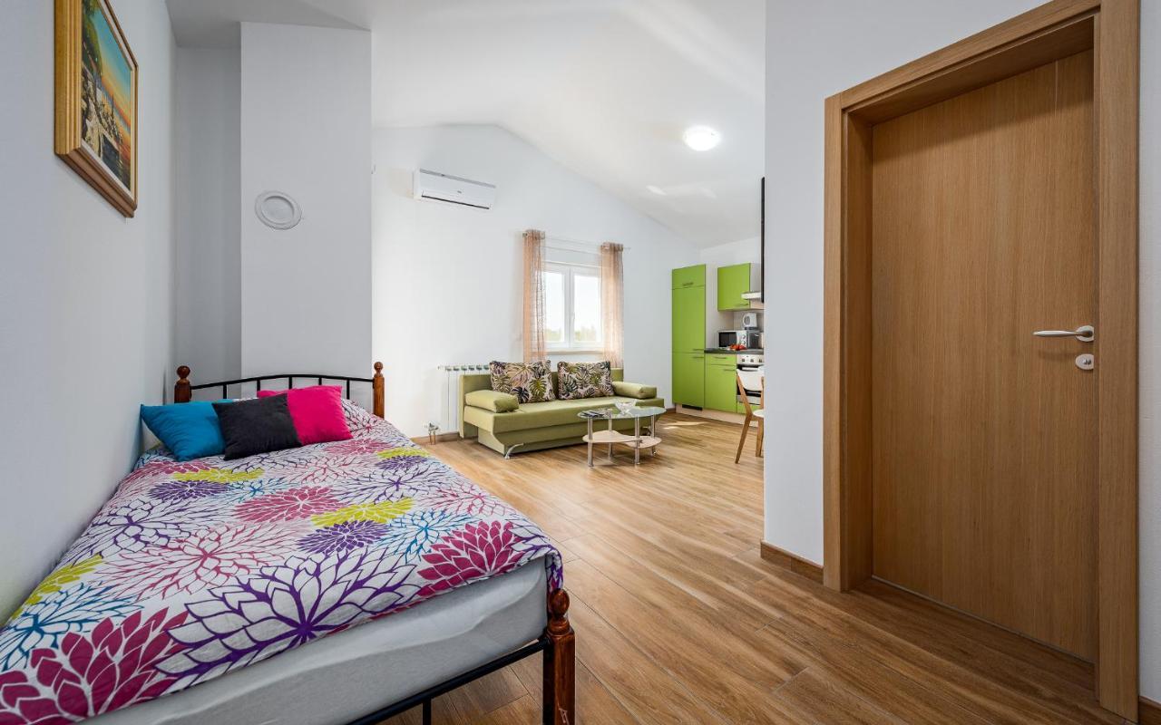 Apartments Nelle Пула Экстерьер фото