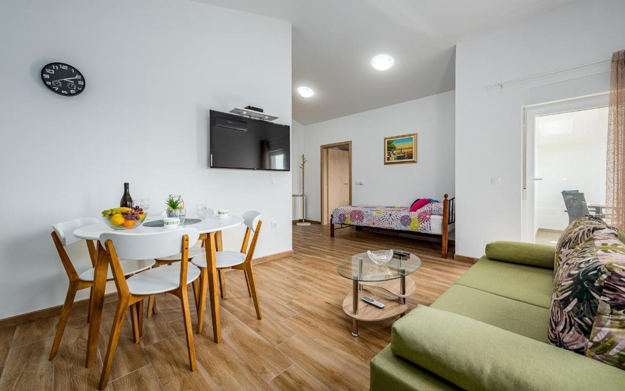 Apartments Nelle Пула Экстерьер фото