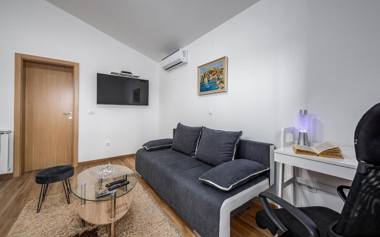 Apartments Nelle Пула Экстерьер фото
